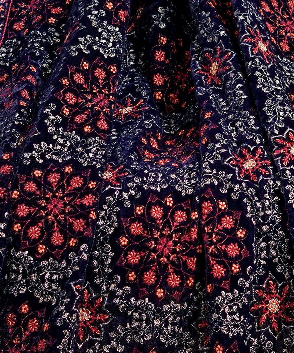 Women Embroidered Velvet Shawl | SHV-789