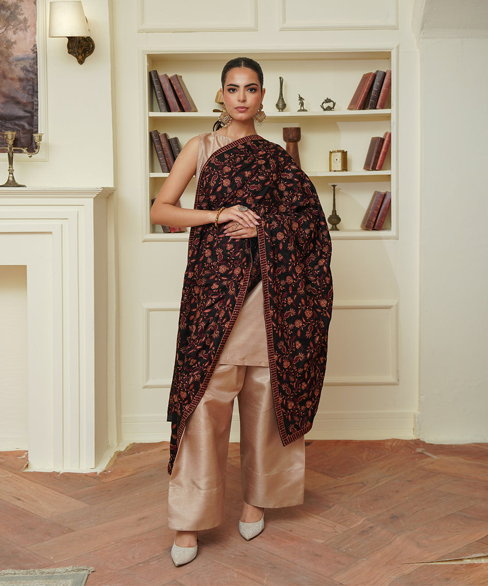 Unisex Embroidered Karandi Shawl | SHK-815