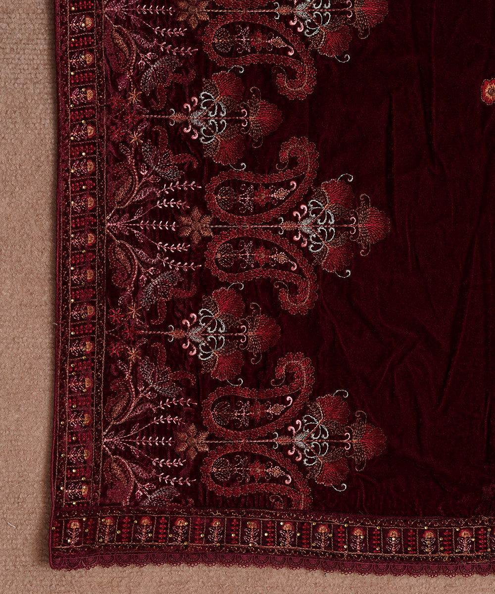 Women Embroidered Velvet Shawl | SHV-781