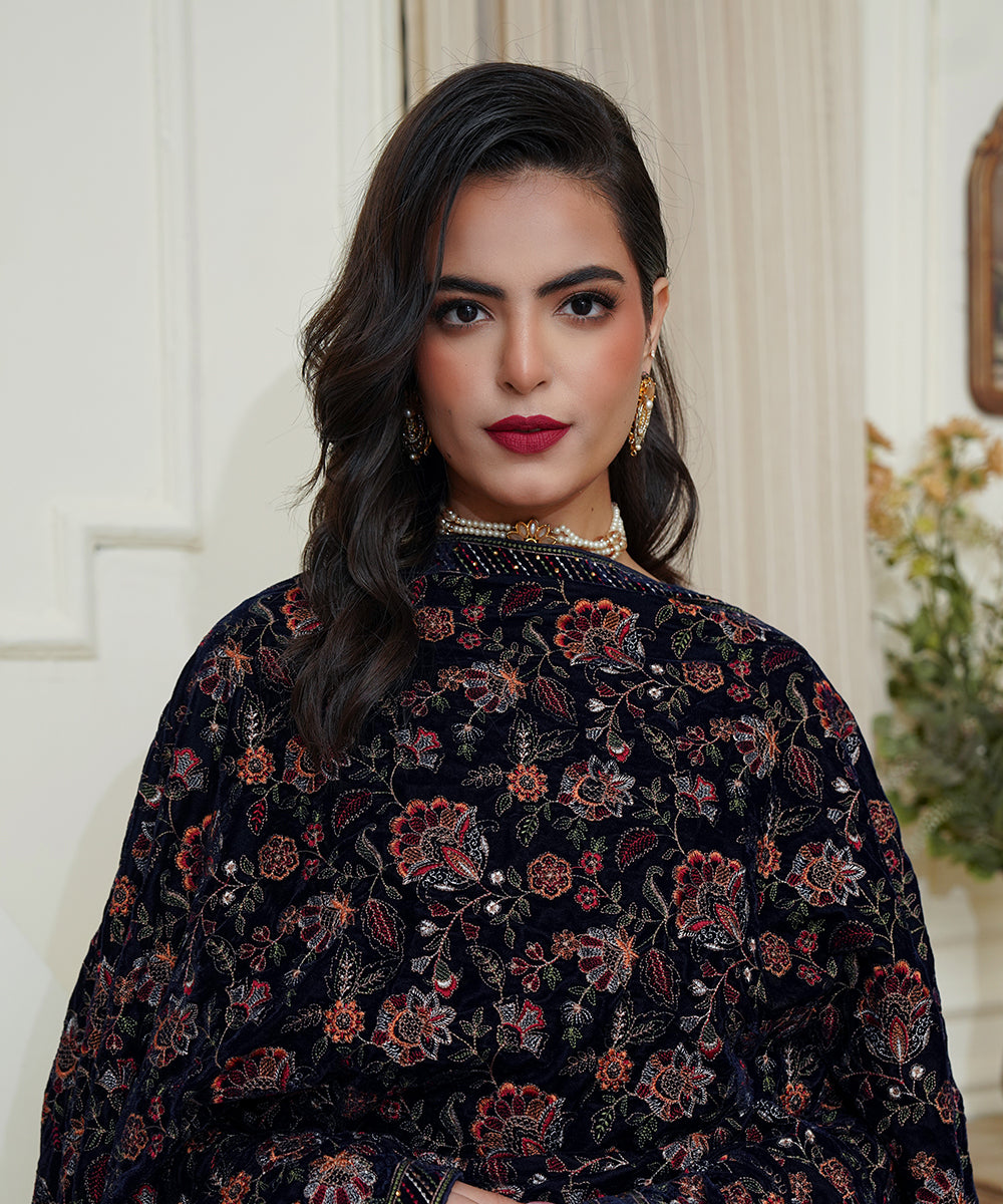 Women Embroidered Velvet Shawl | SHV-783