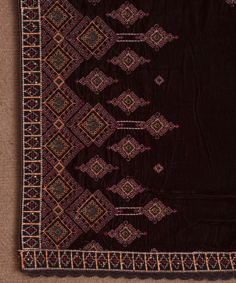 Women Embroidered Velvet Shawl | SHV-792