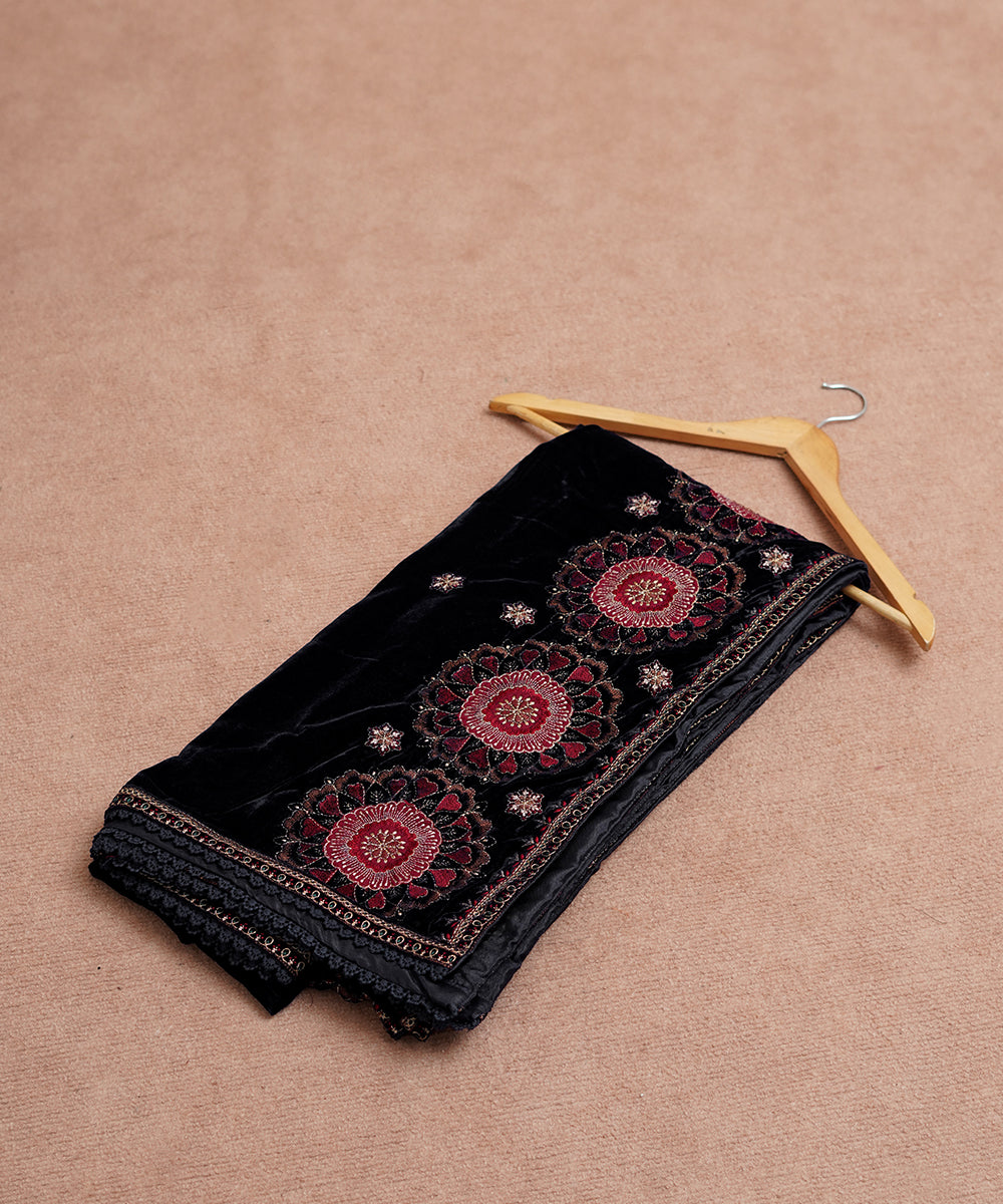 Women Embroidered Velvet Shawl | SHV-790