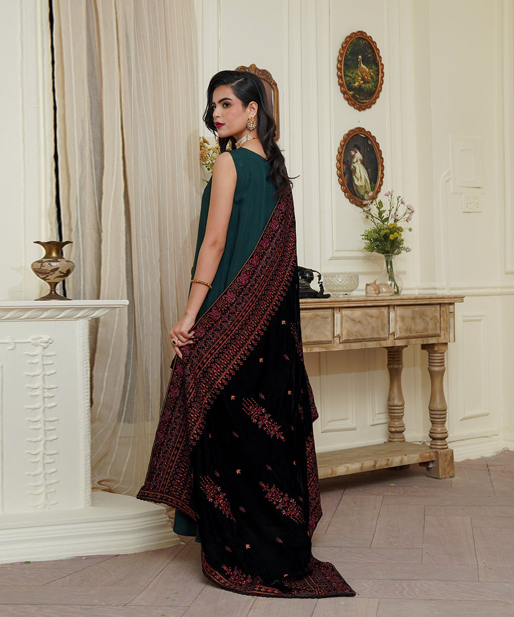 Women Embroidered Velvet Shawl | SHV-788