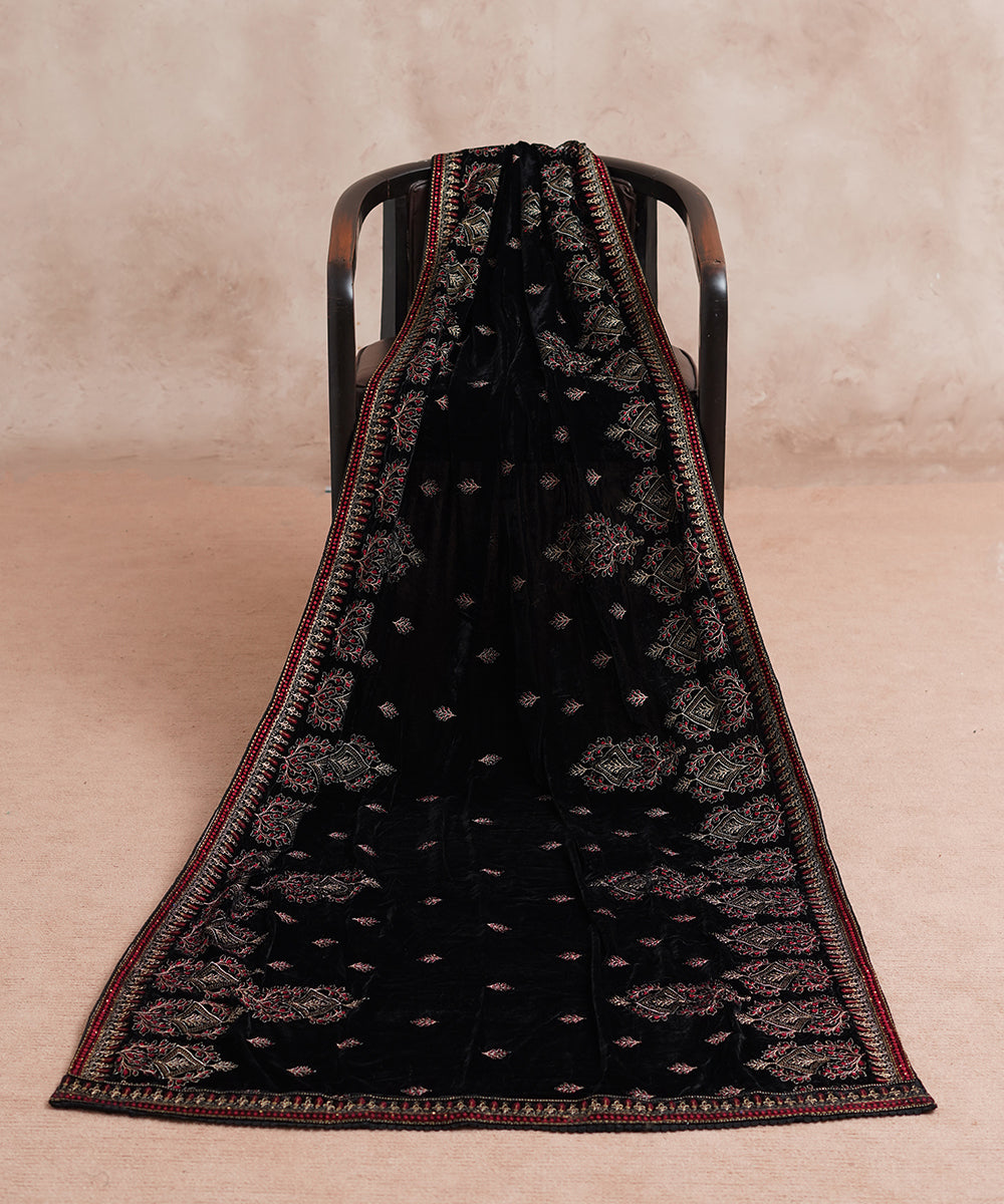 Women Embroidered Velvet Shawl | SHV-798
