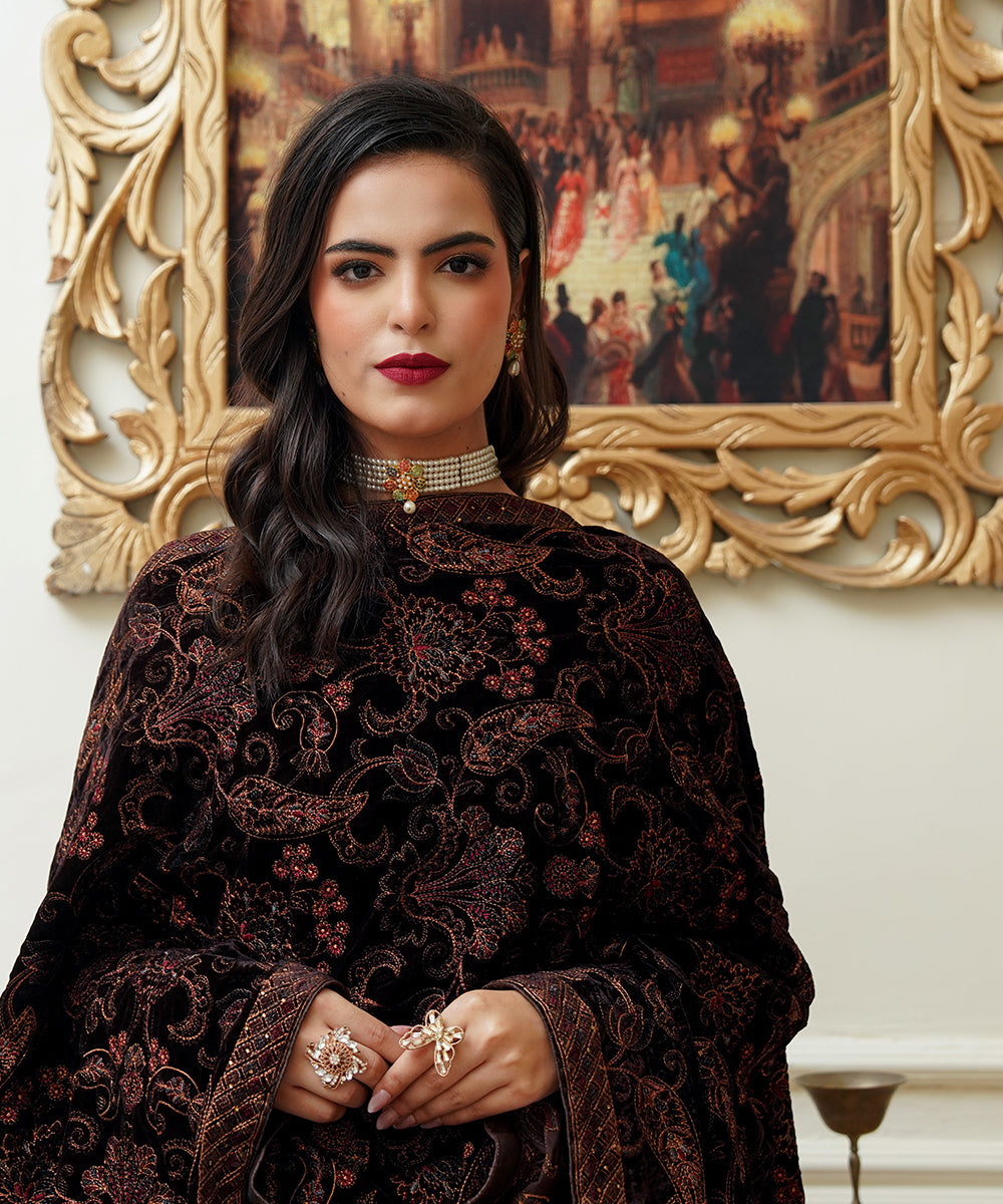 Women Embroidered Velvet Shawl | SHV-779