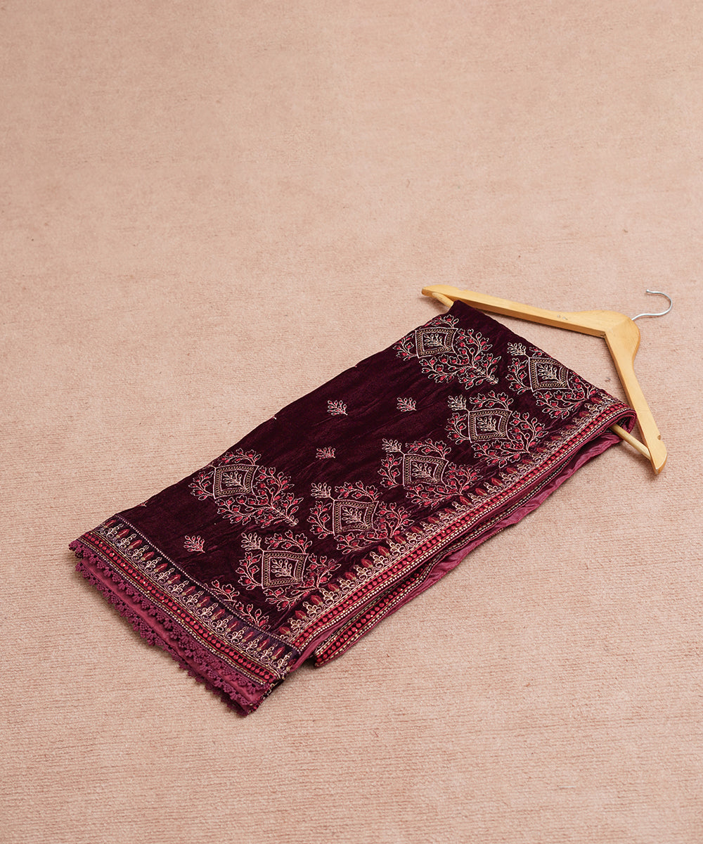 Women Embroidered Velvet Shawl | SHV-798