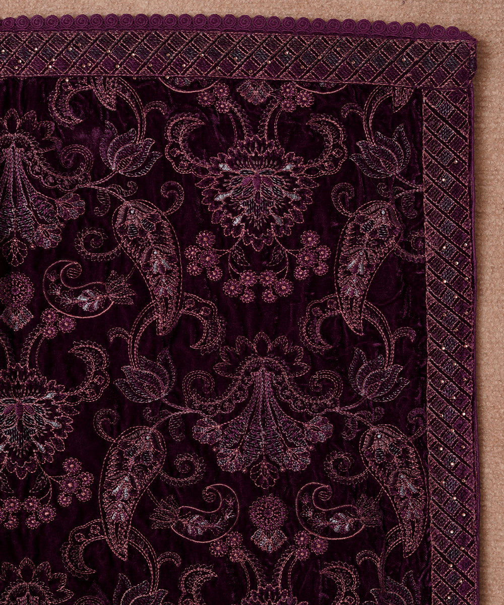 Women Embroidered Velvet Shawl | SHV-779