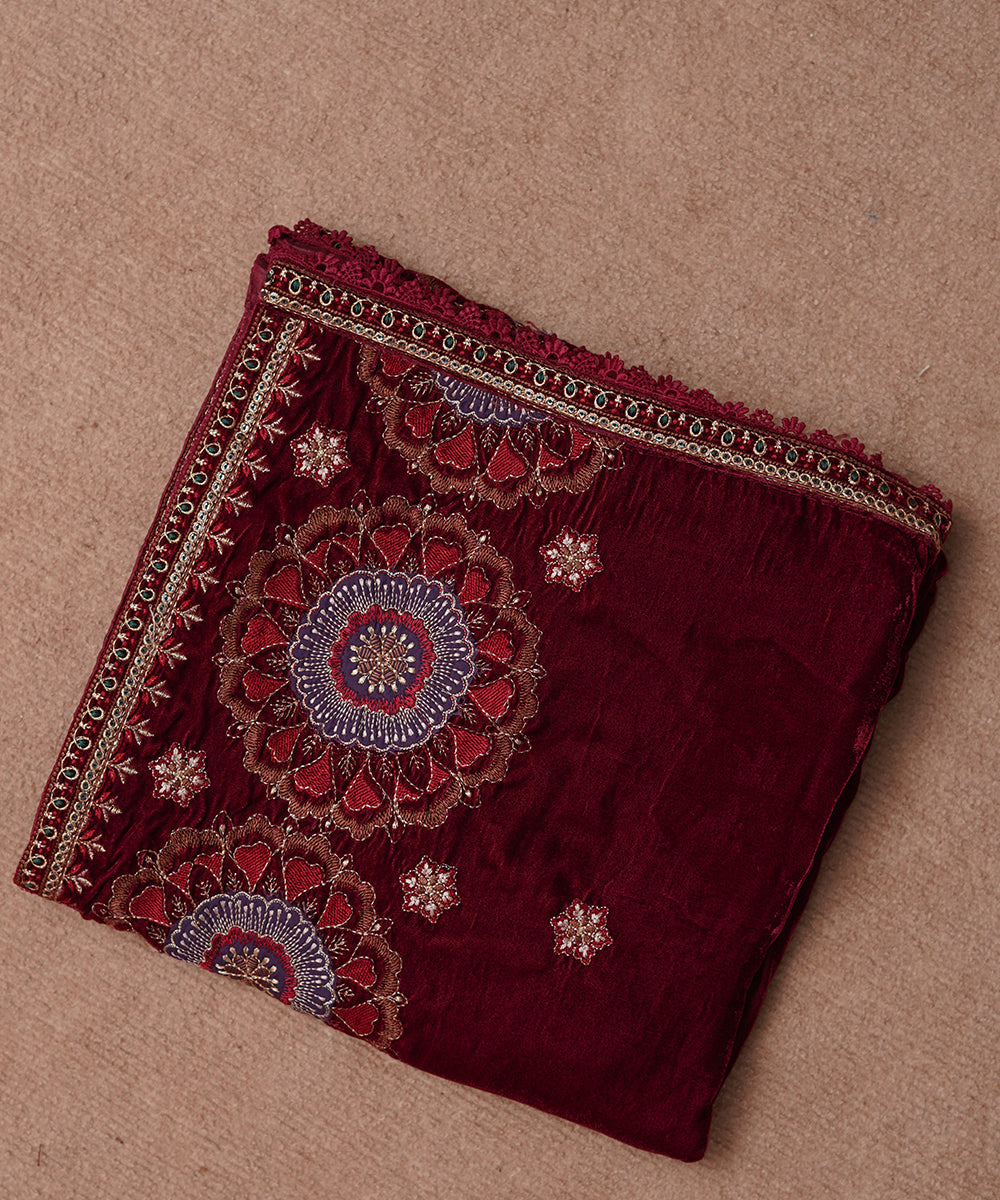 Women Embroidered Velvet Shawl | SHV-790