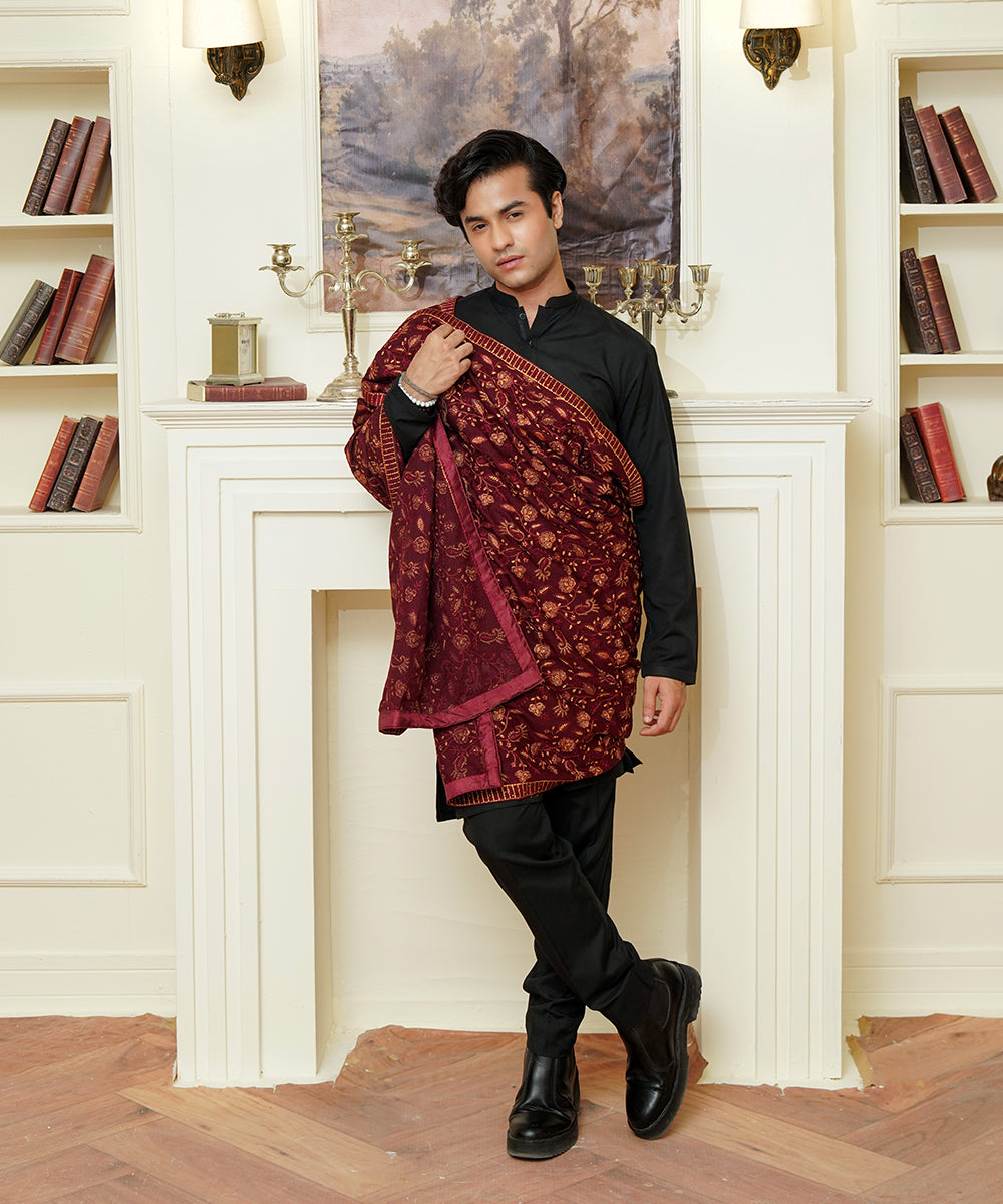 Unisex Embroidered Karandi Shawl | SHK-815