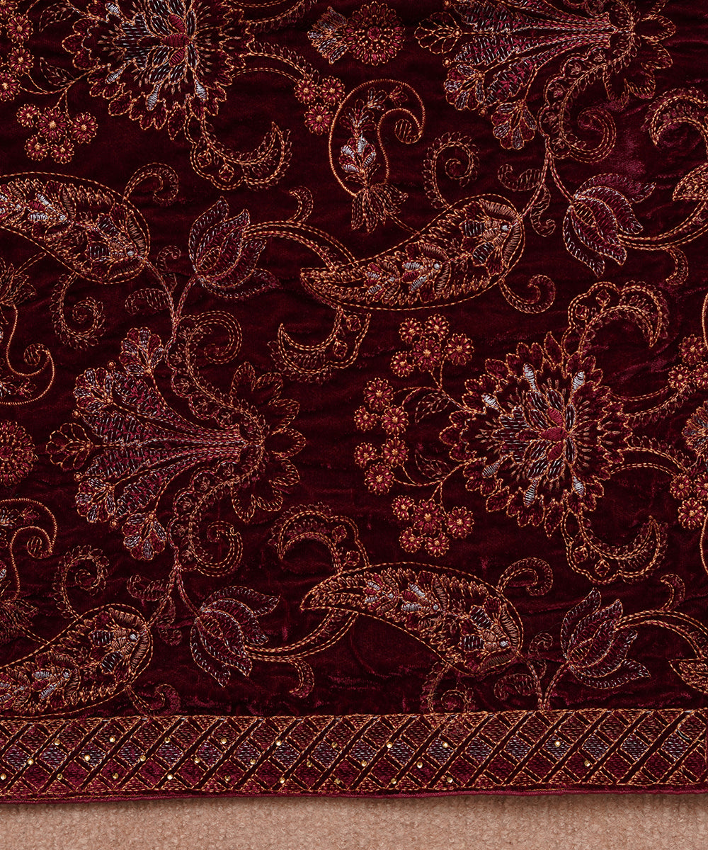 Women Embroidered Velvet Shawl | SHV-779
