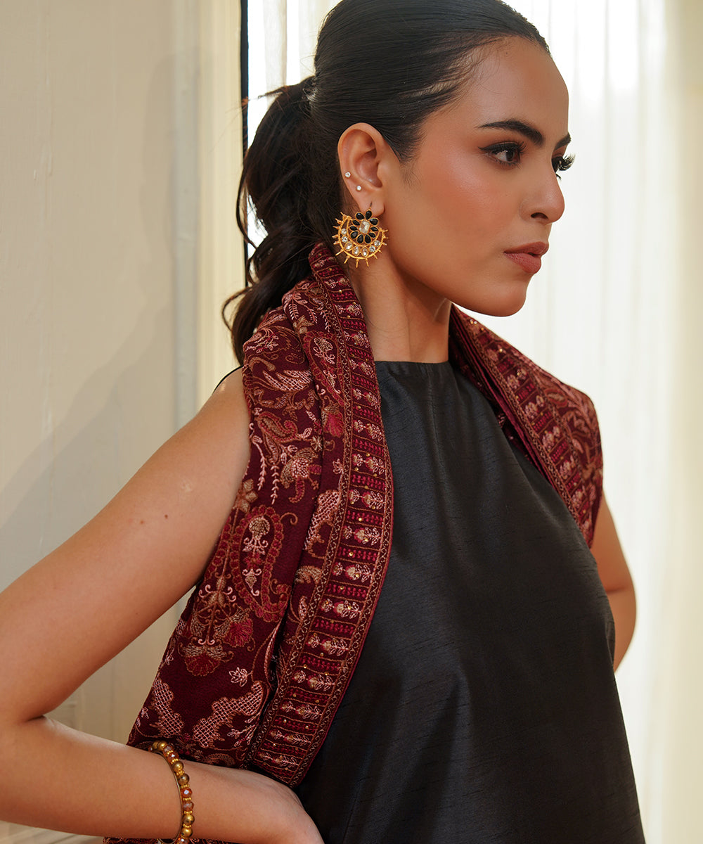 Unisex Embroidered Karandi Shawl | SHK-780