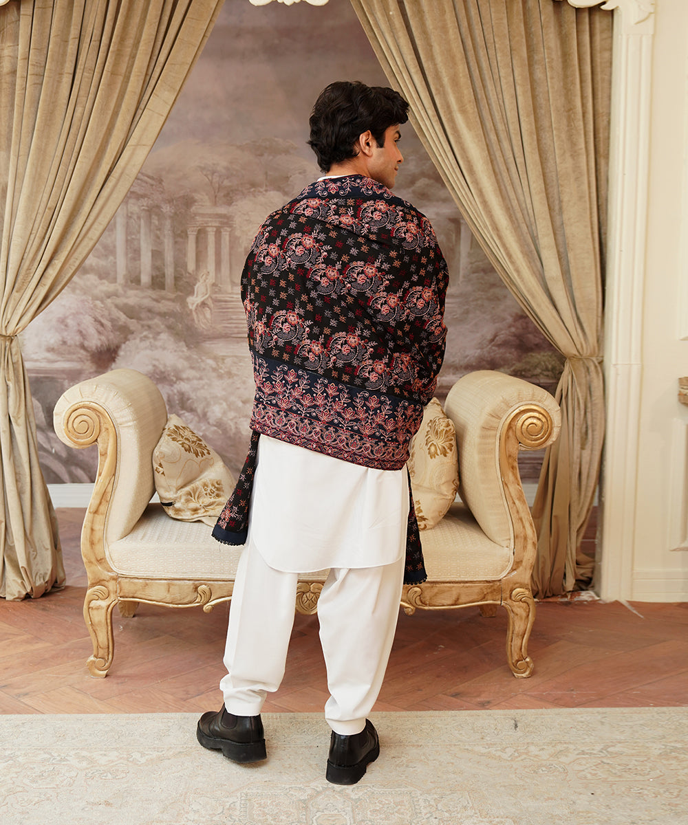 Unisex Embroidered Karandi Shawl | SHK-802