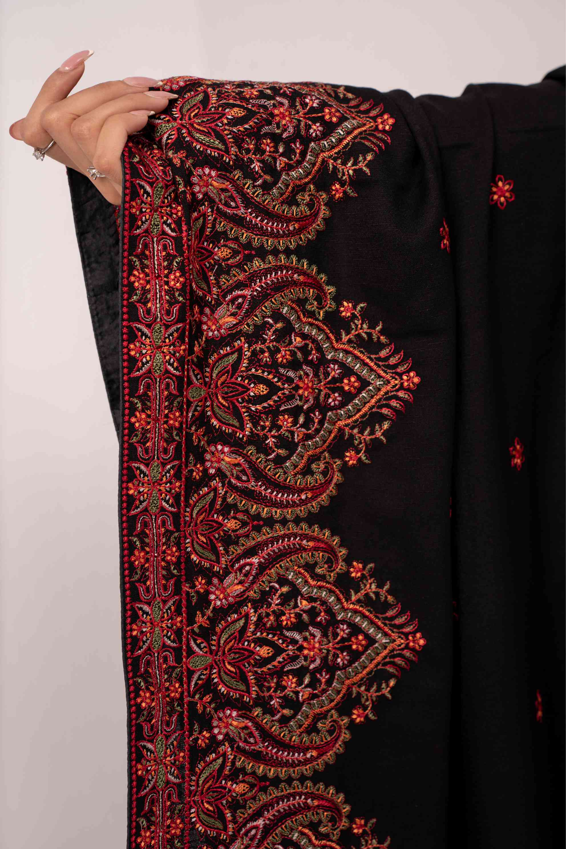 SHK-686 BLACK