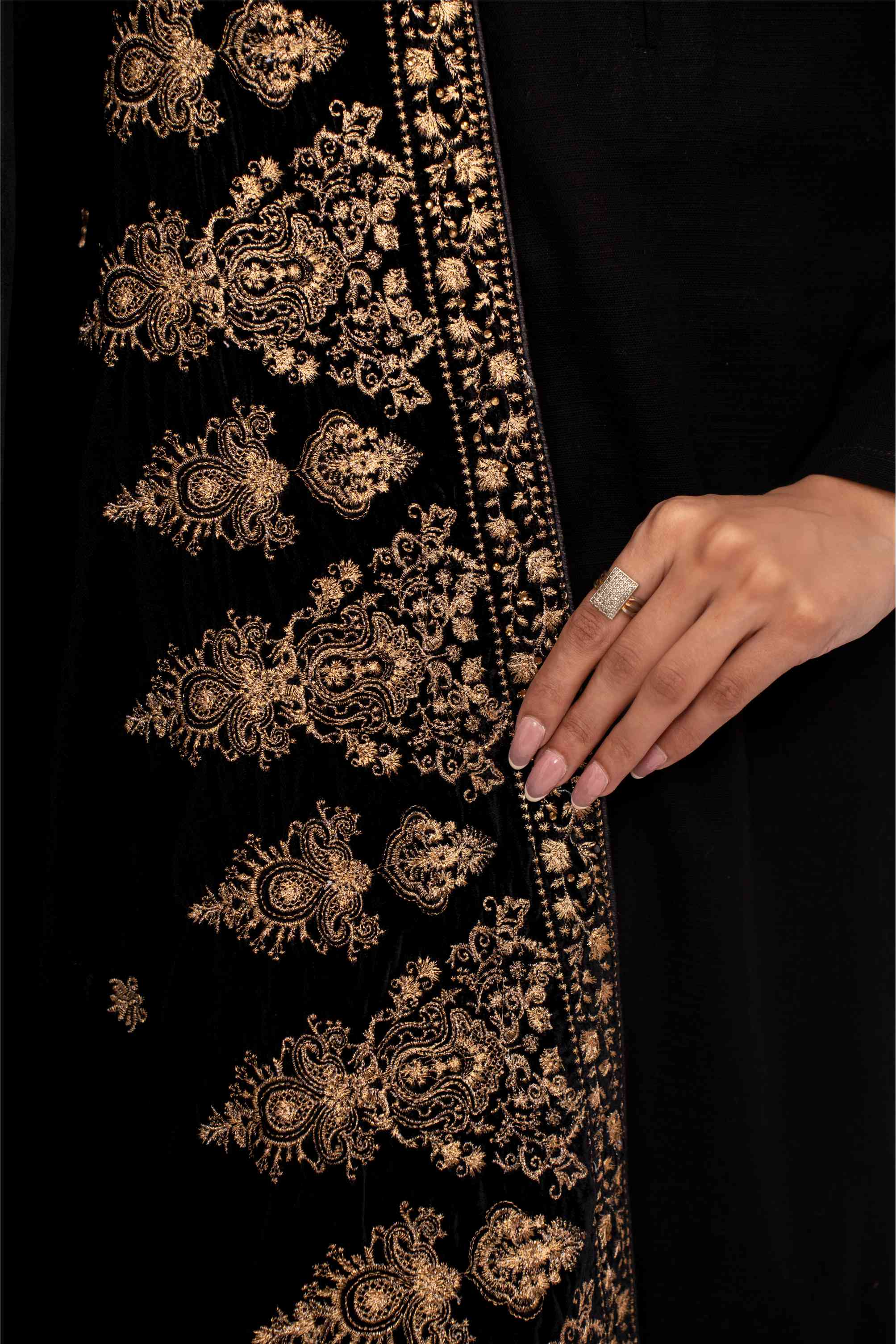 SHV-696 BLACK