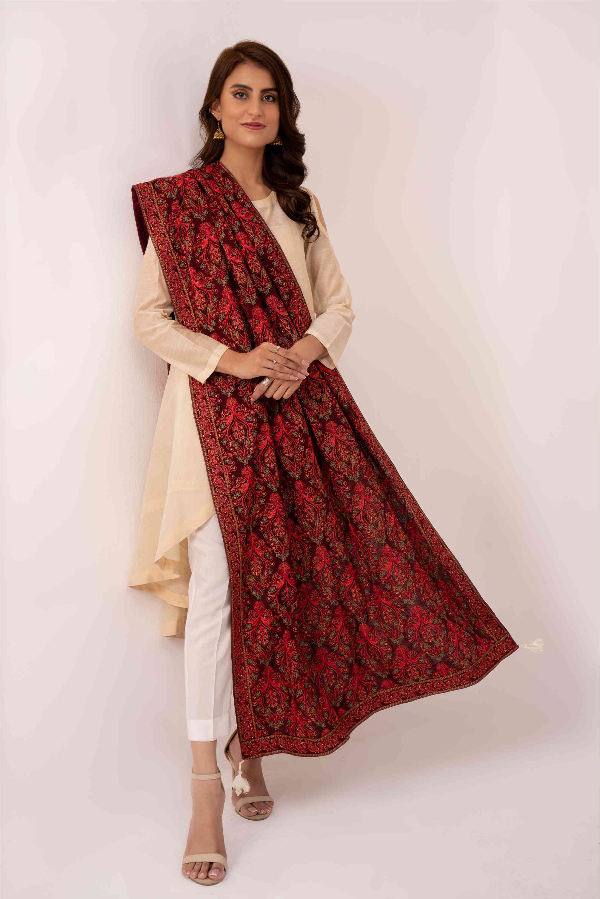 Maroon Embroidered Karandi Shawl.SHK-671 MAROON
