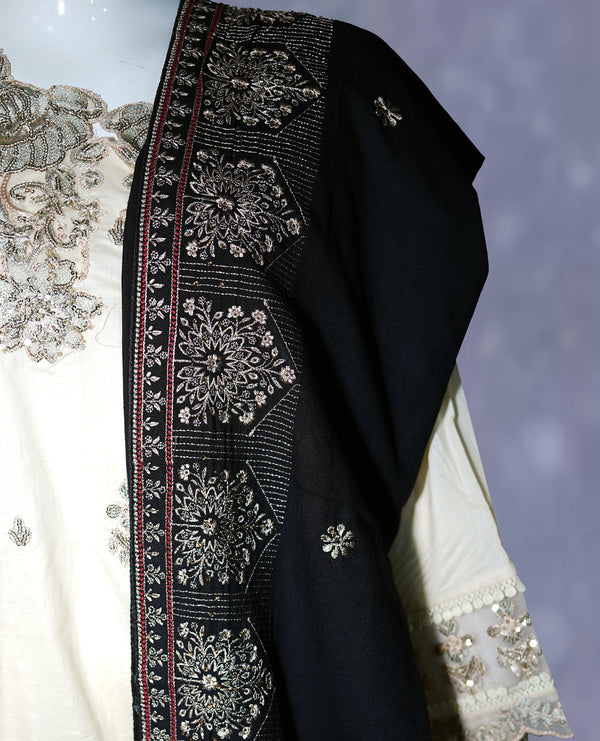 Women Embroidered Karandi Shawl | SHK-812 BLACK