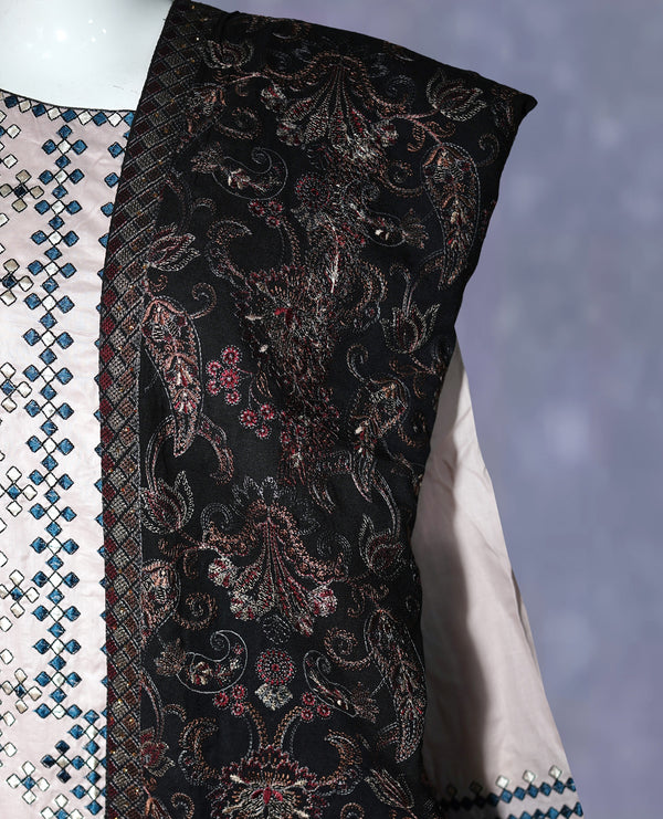 Women Embroidered Karandi Shawl | SHK-779 BLACK
